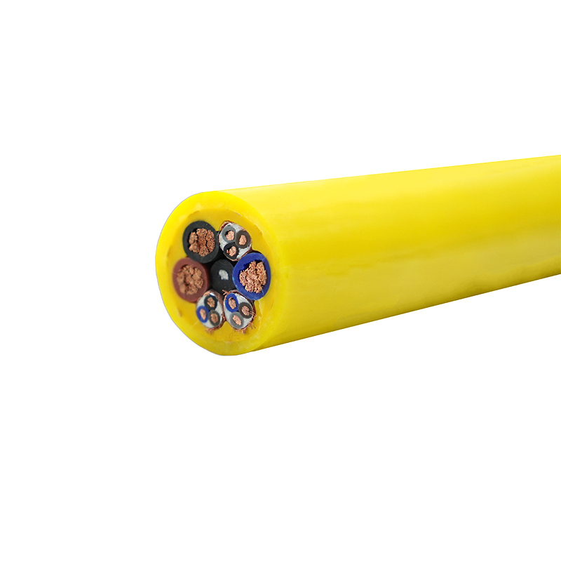 Prindeți cablul de bobinare a găleții